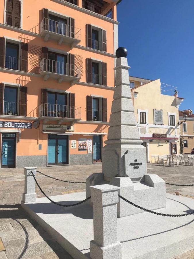 Maison Sur L'Ancien Port, La Maddalena 라마달레나 외부 사진