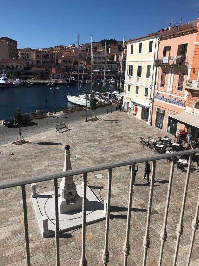 Maison Sur L'Ancien Port, La Maddalena 라마달레나 외부 사진